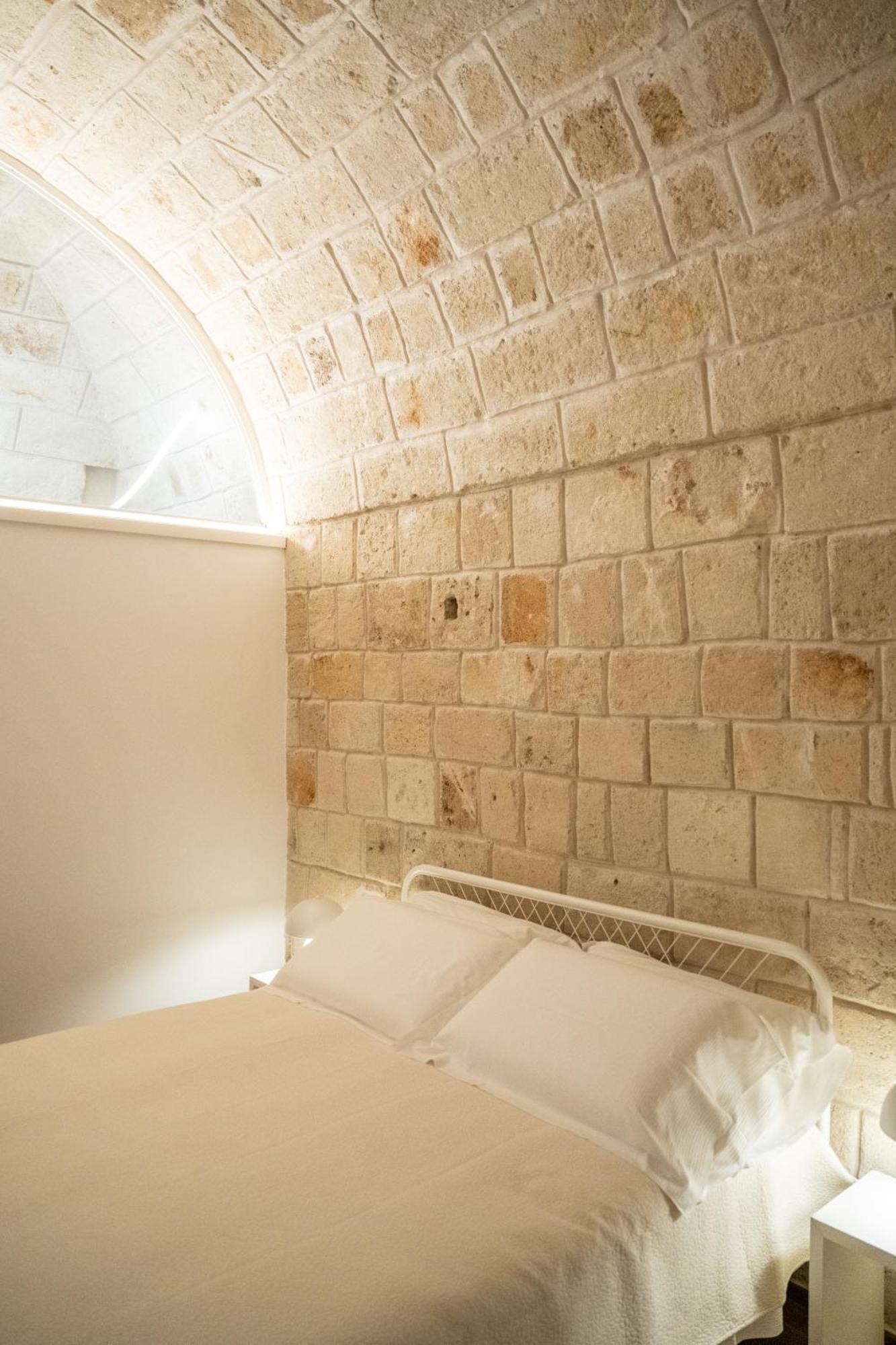Innesto Rooms - Monopoli Luaran gambar